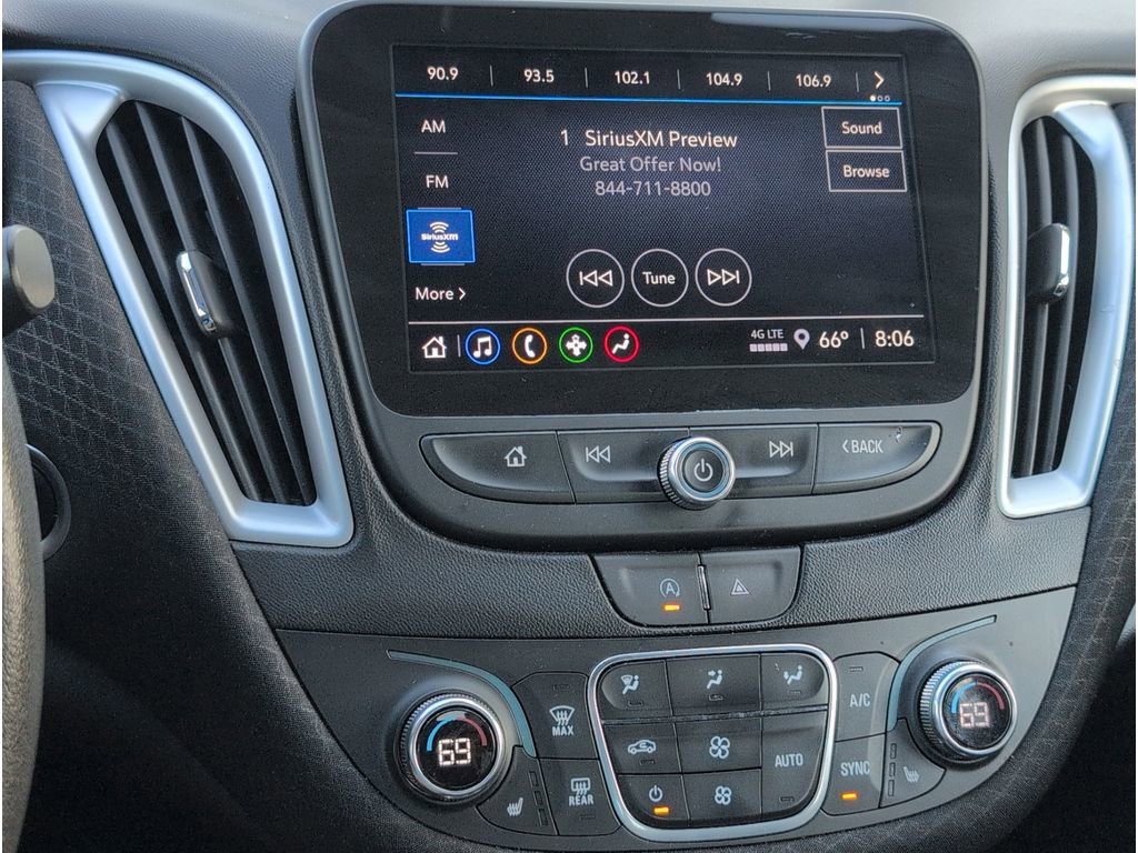 Used 2024 Chevrolet Malibu LT image 15