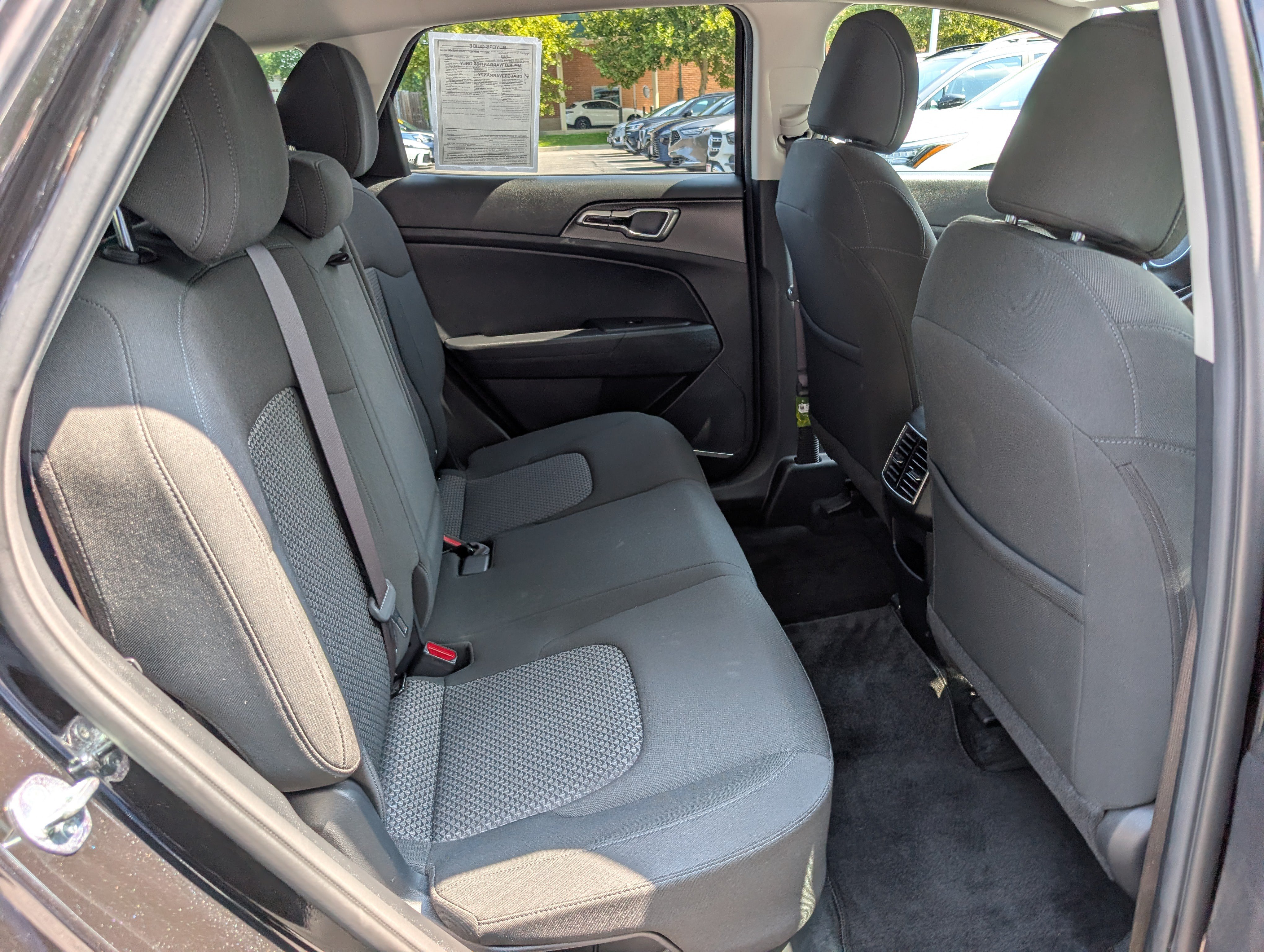 Used 2023 Kia Sportage LX AWD/4WD image 13