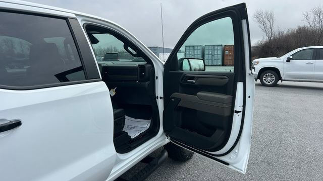 Used 2023 Chevrolet Silverado 1500 ZR2 w/ Technology Package image 47