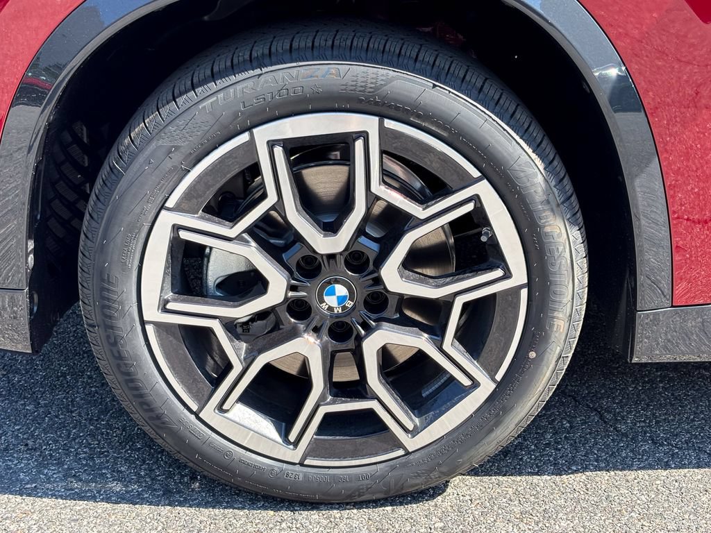New 2026 BMW X1 xDrive28i AWD/4WD image 8