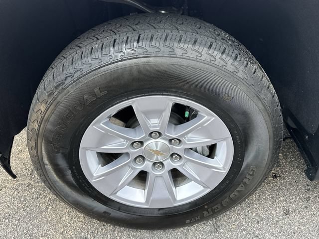 Used 2025 Chevrolet Silverado 1500 W/T RWD image 13