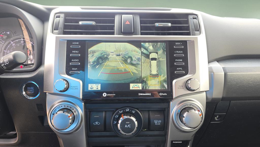 Used 2022 Toyota 4Runner SR5 Premium image 31