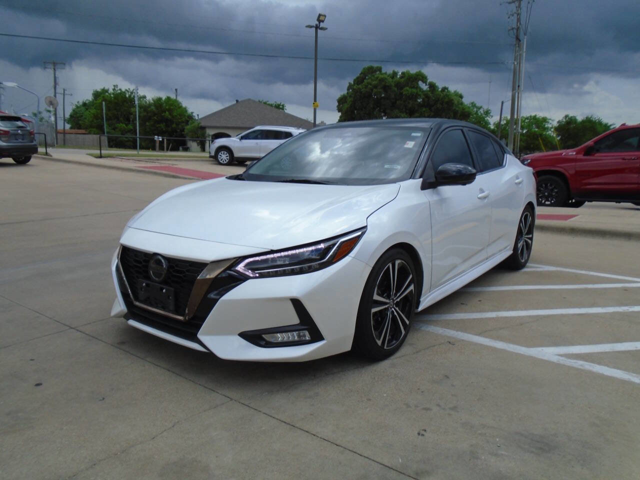 Used 2020 Nissan Sentra SR w/ Premium Package image 2