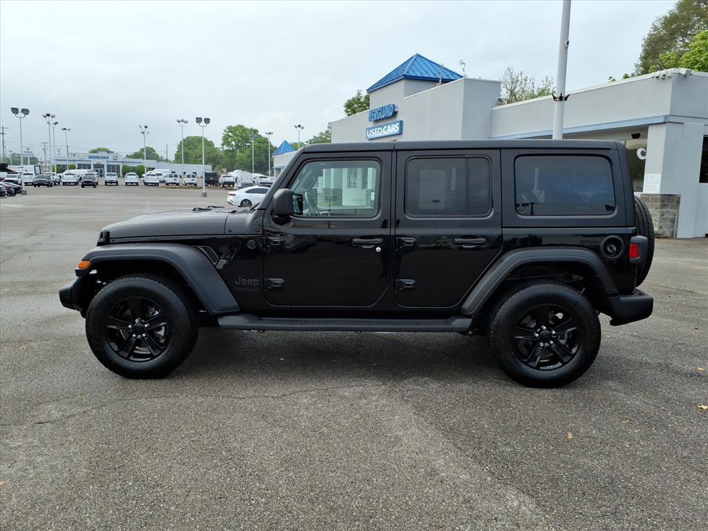 Used 2022 Jeep Wrangler Unlimited Sport AWD/4WD image 7