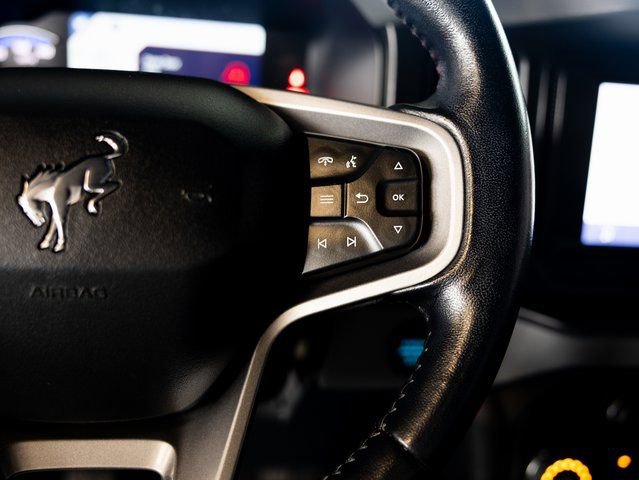 Used 2021 Ford Bronco Black Diamond image 15