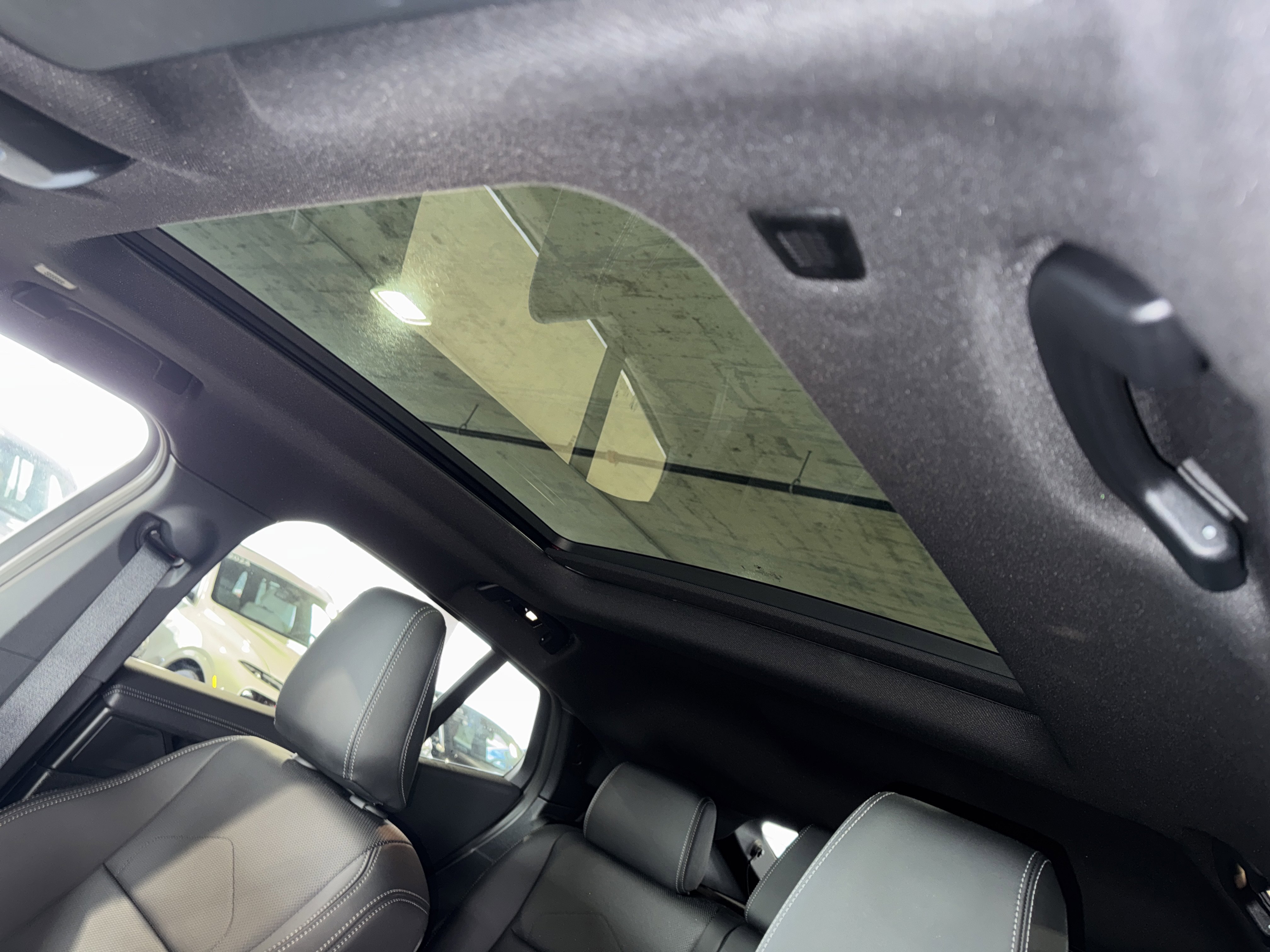 Used 2024 BMW X2 xDrive28i image 32