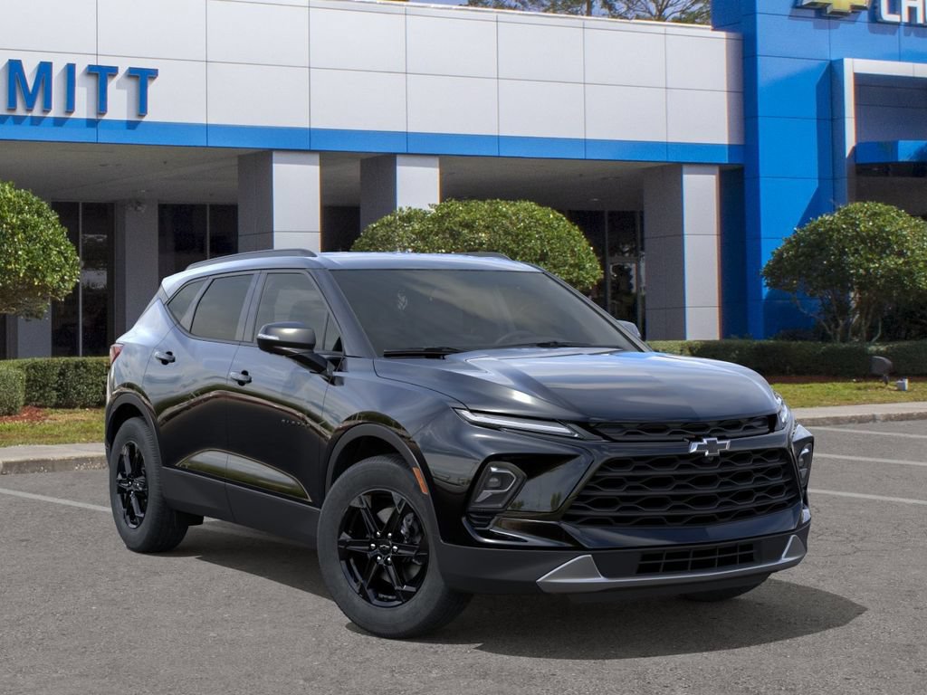 New 2026 Chevrolet Blazer LT w/ Midnight/Sport Edition FWD image 7
