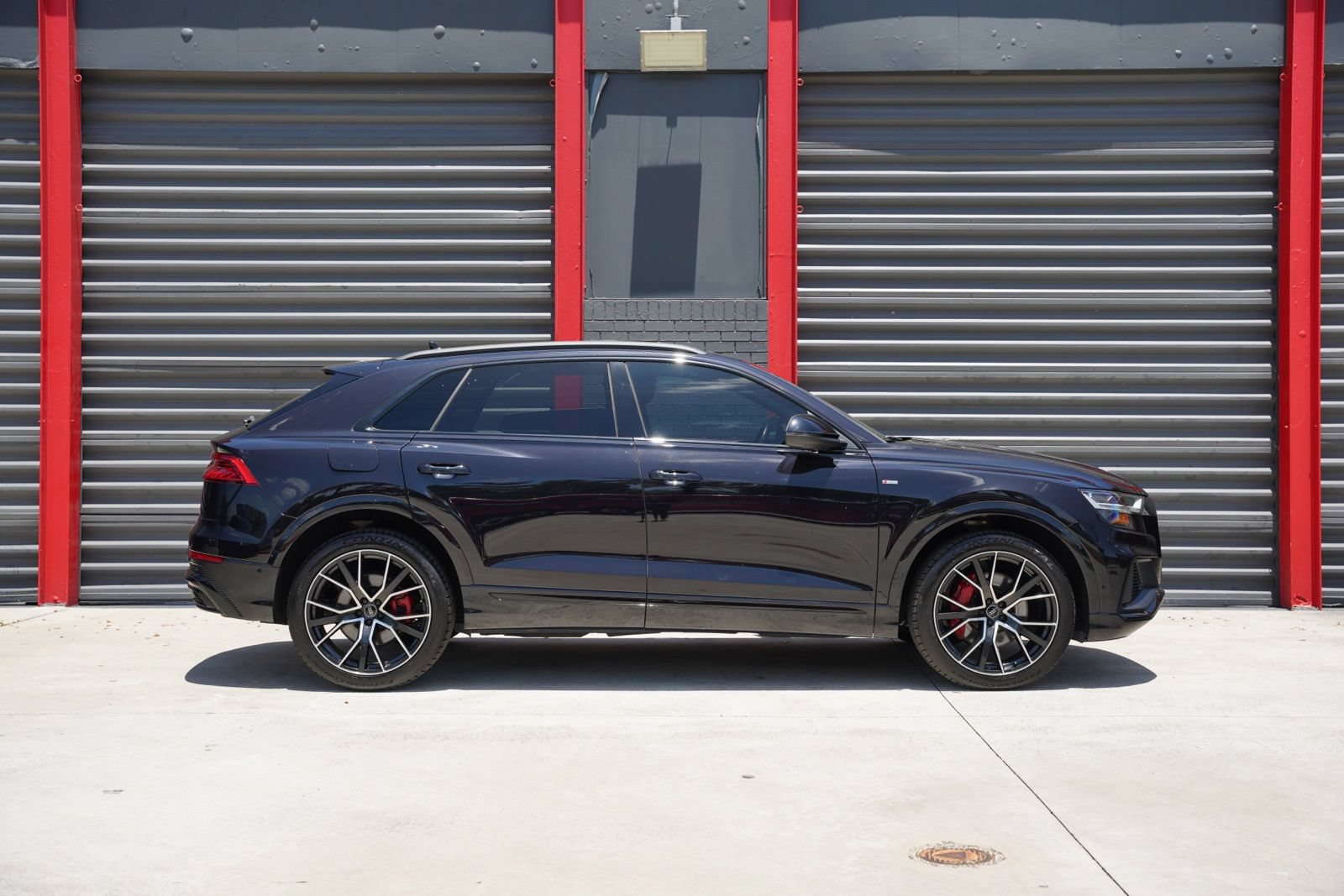 Used 2021 Audi Q8 Premium Plus w/ Premium Plus Package AWD/4WD image 5