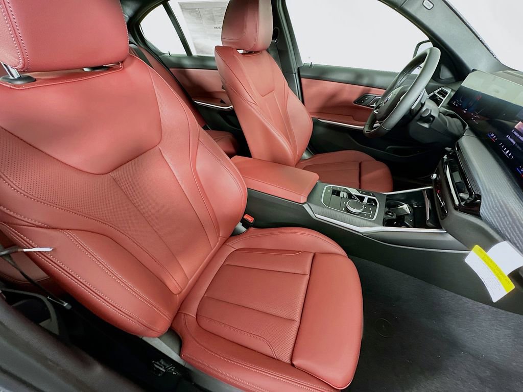 Used 2025 BMW 330i xDrive Sedan w/ M Sport Package image 34