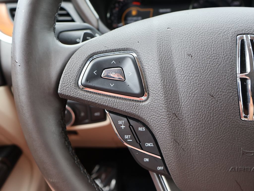 Used 2019 Lincoln MKC Select w/ Select Plus Package FWD image 25