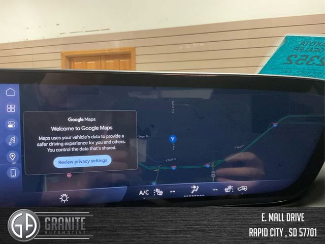 New 2025 Buick Envision Sport Touring image 23