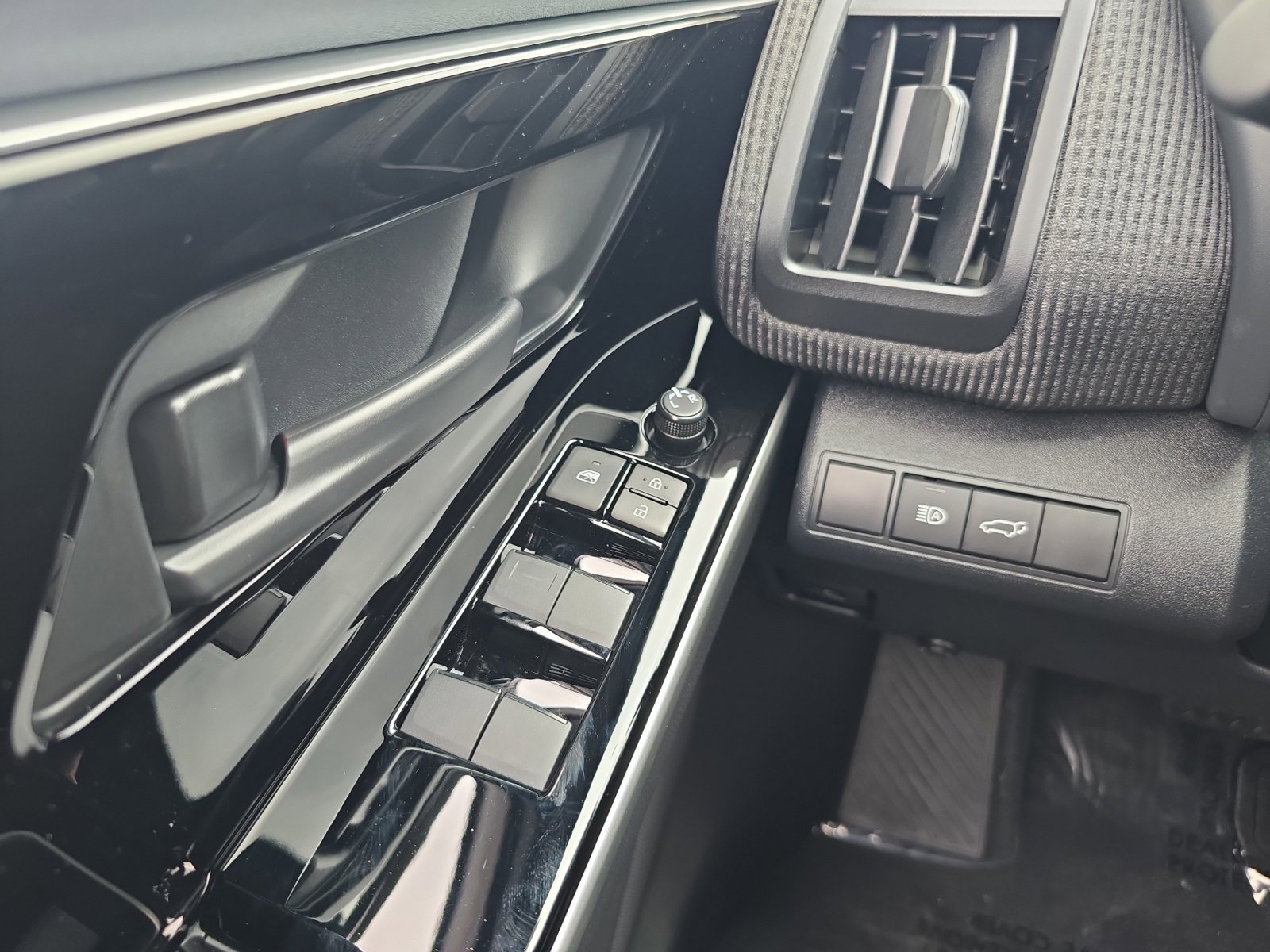 Certified 2025 Toyota bZ4X XLE image 46