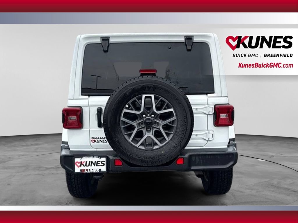 Used 2025 Jeep Wrangler Unlimited Sahara AWD/4WD image 10