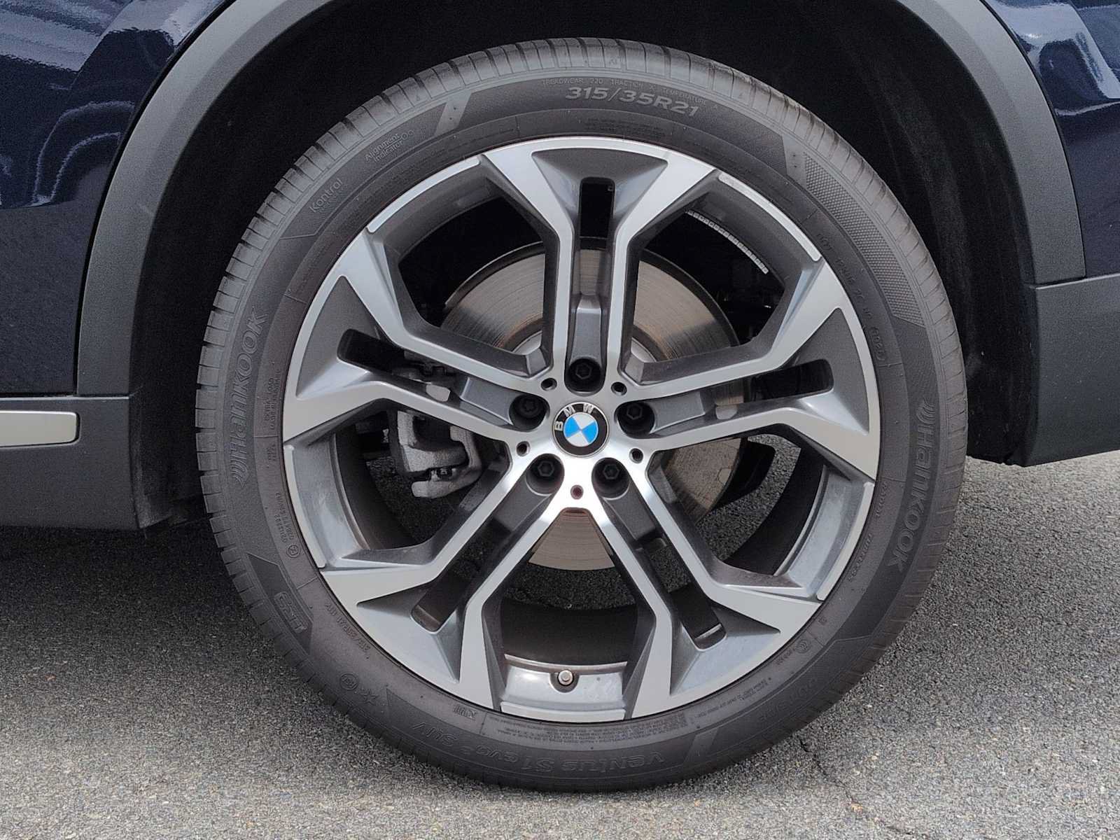 Used 2026 BMW X5 xDrive40i w/ Climate Comfort Package AWD/4WD image 14