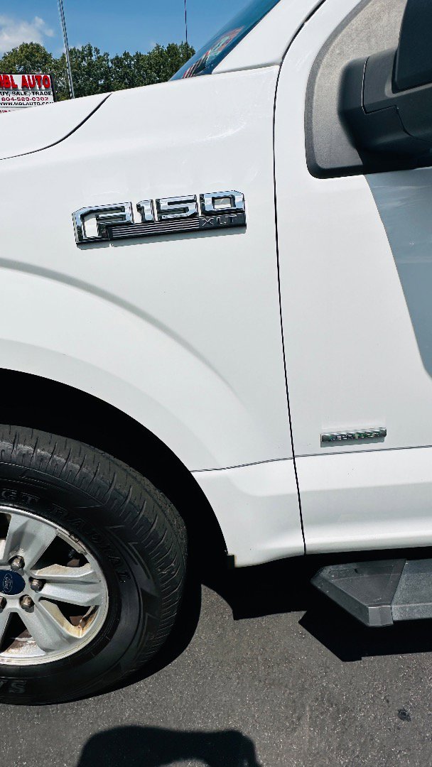 Used 2017 Ford F150 XLT image 35