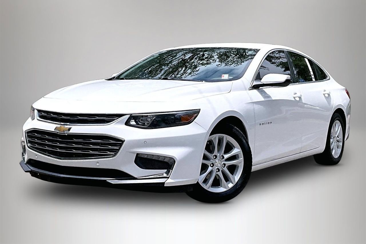 Used 2018 Chevrolet Malibu LT w/ Leather Package
