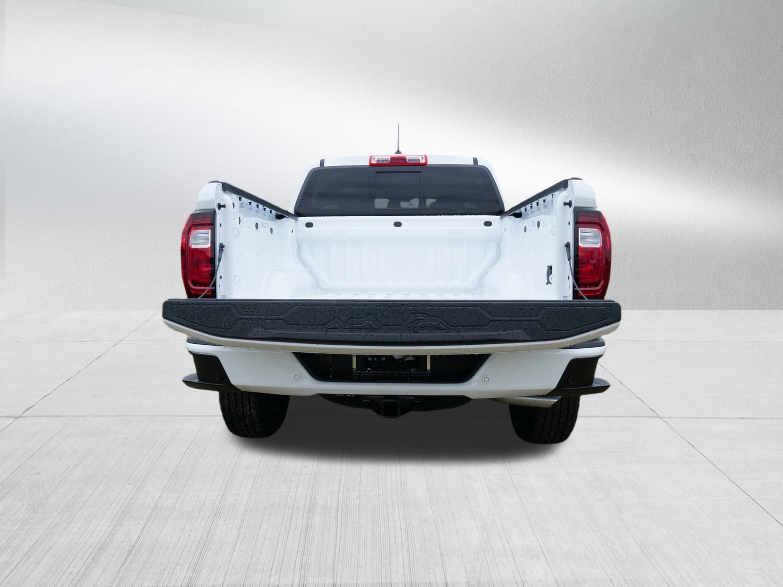 New 2025 GMC Canyon Elevation w/ Convenience Package image 5