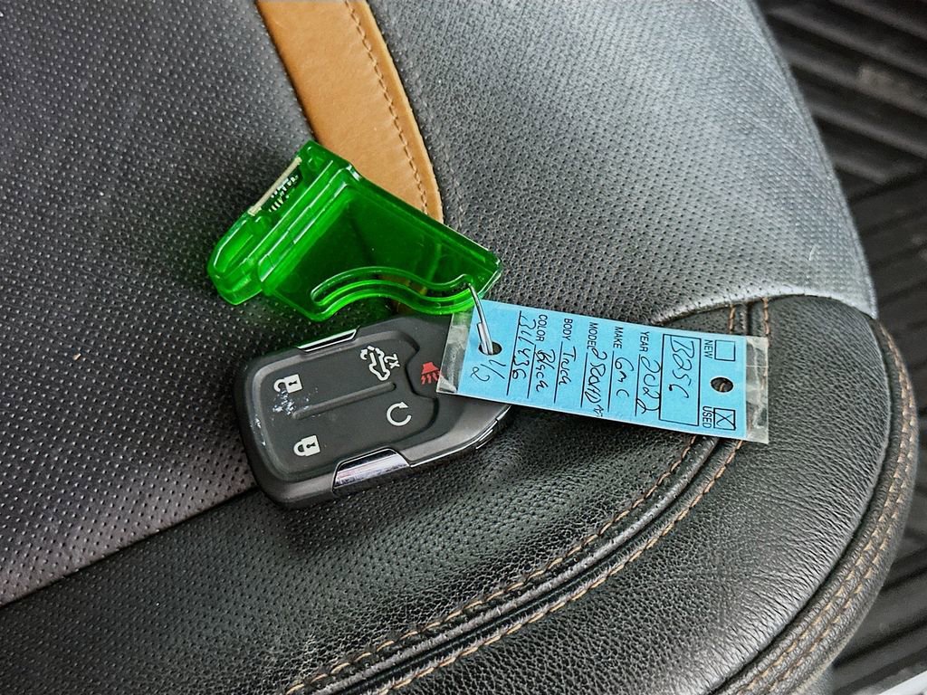 Used 2022 GMC Sierra 2500 AT4 w/ AT4 Premium Plus Package image 36