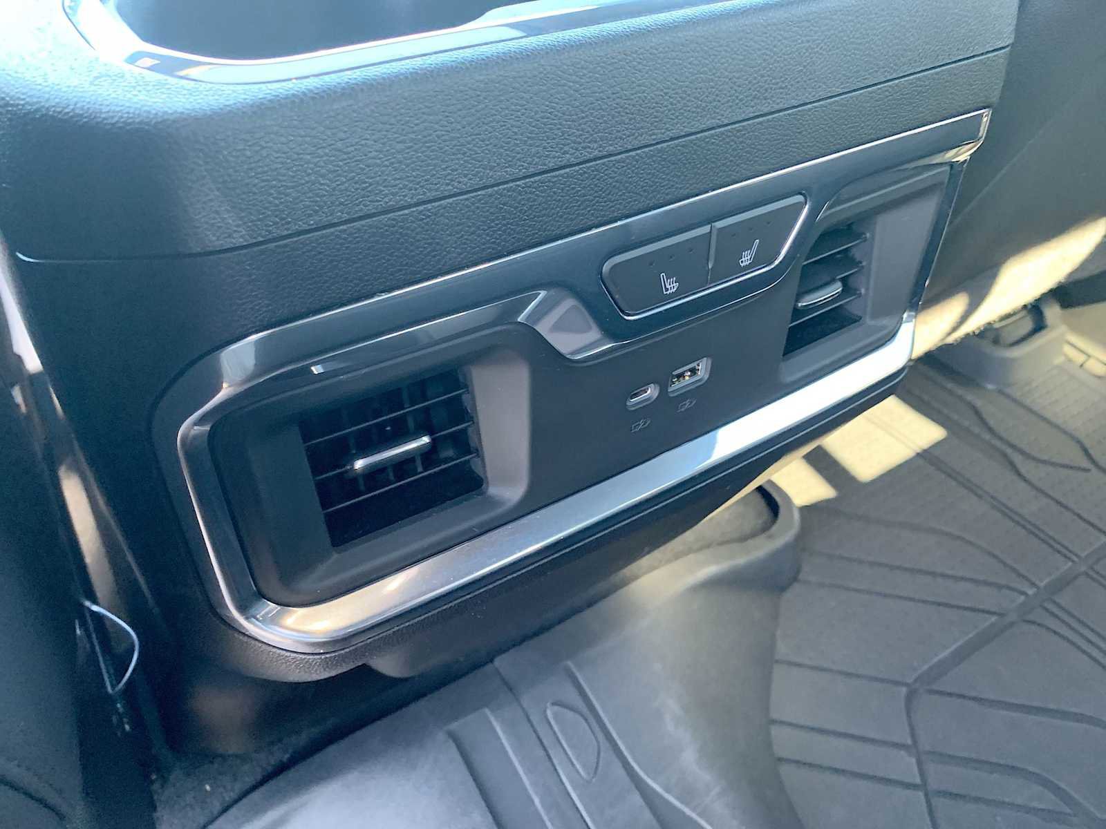 Certified 2023 Chevrolet Silverado 1500 High Country w/ High Country Premium Package AWD/4WD image 21