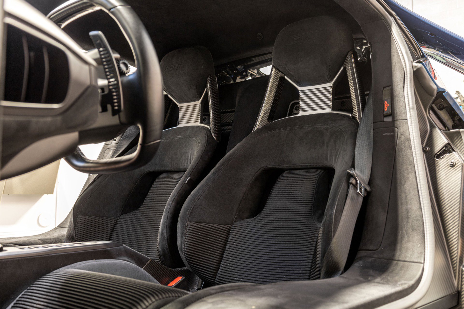 Used 2019 Ford GT image 12