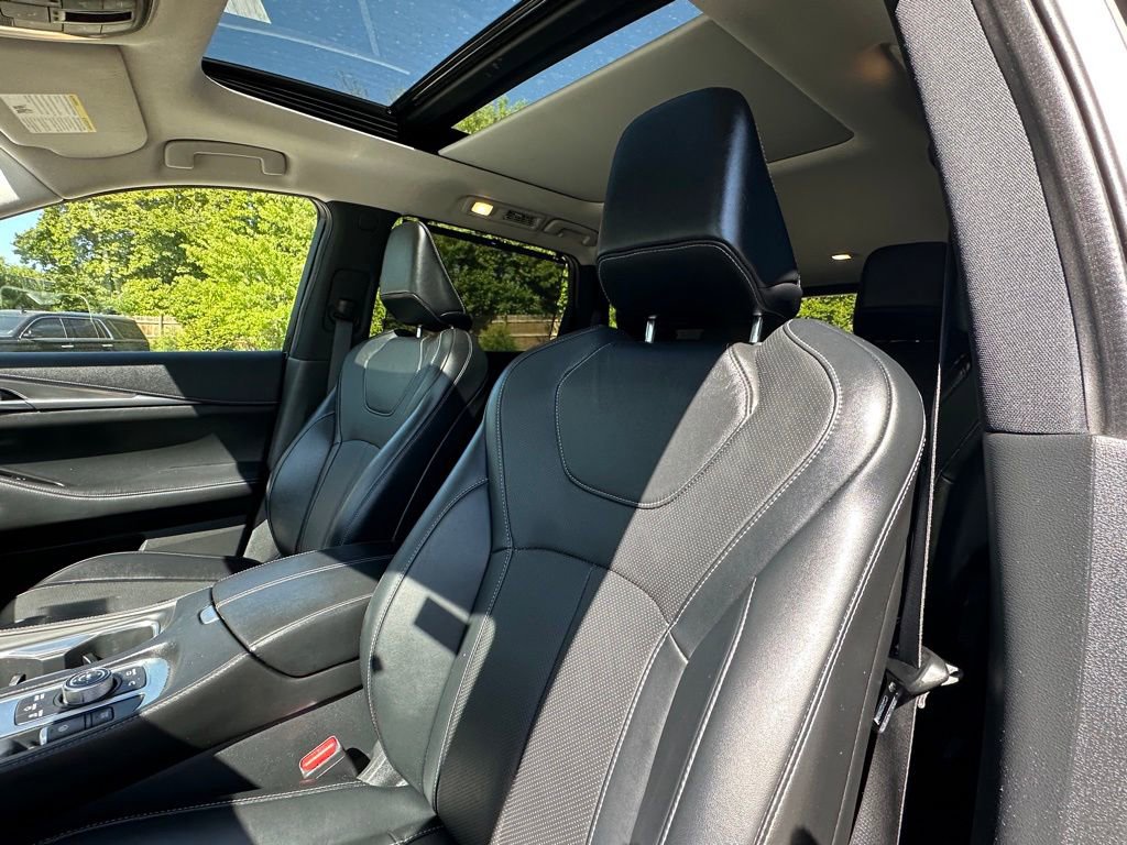 Certified 2023 INFINITI QX60 Luxe w/ Cargo Package AWD/4WD image 14