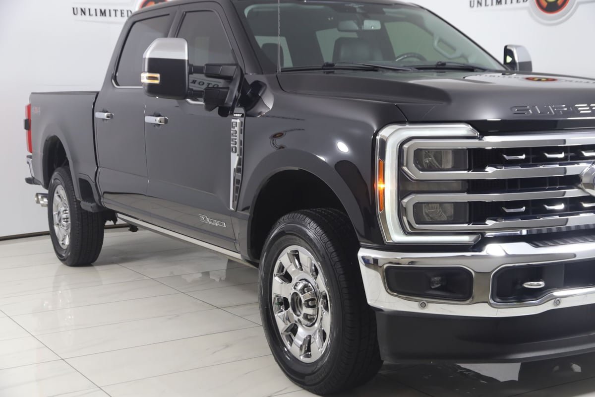 Used 2023 Ford F250 Lariat w/ Lariat Ultimate Package AWD/4WD image 40