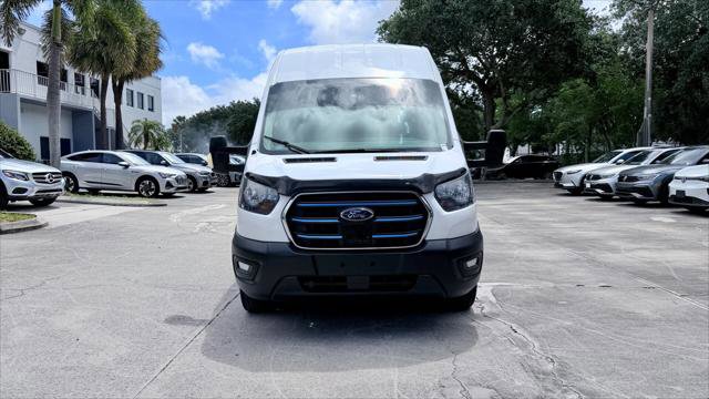 Used 2022 Ford E-Transit 148 High Roof RWD image 12