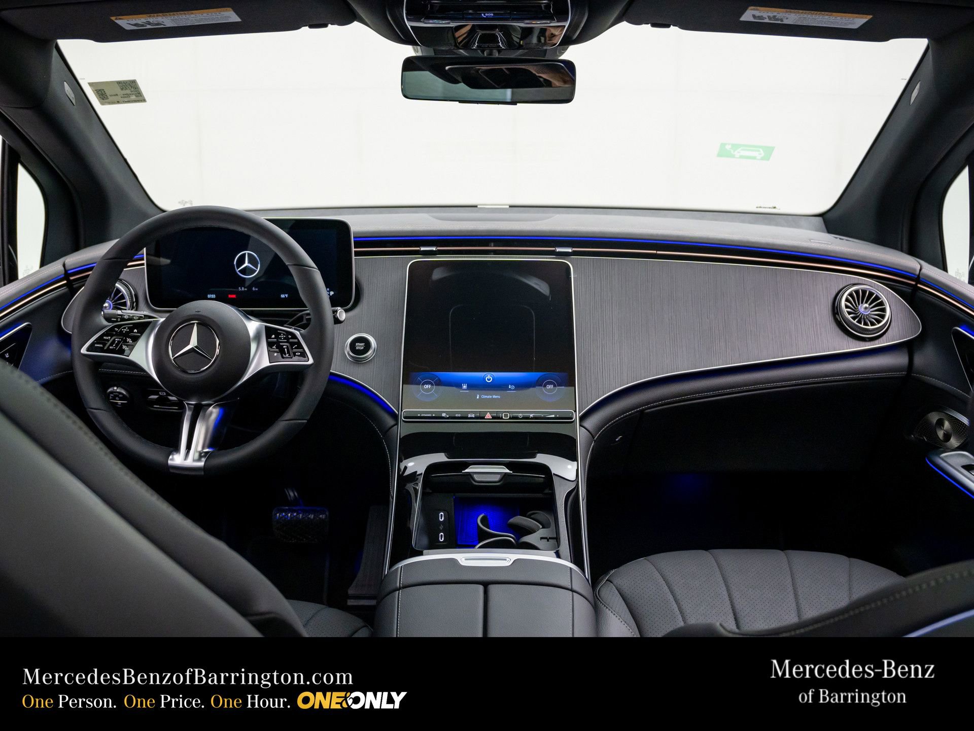 New 2026 Mercedes-Benz EQE 320 4MATIC SUV image 11