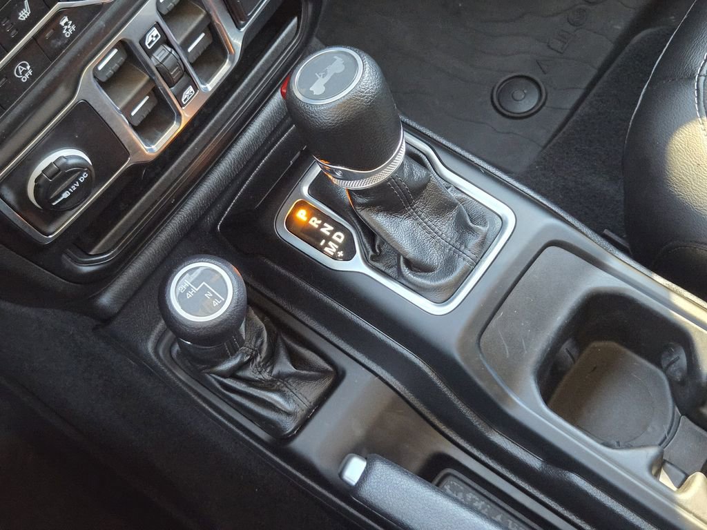 Used 2023 Jeep Wrangler Unlimited Sport image 19