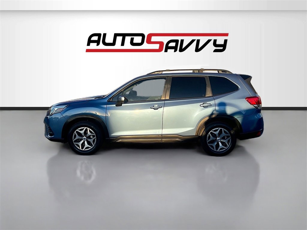 Used 2024 Subaru Forester Premium image 4