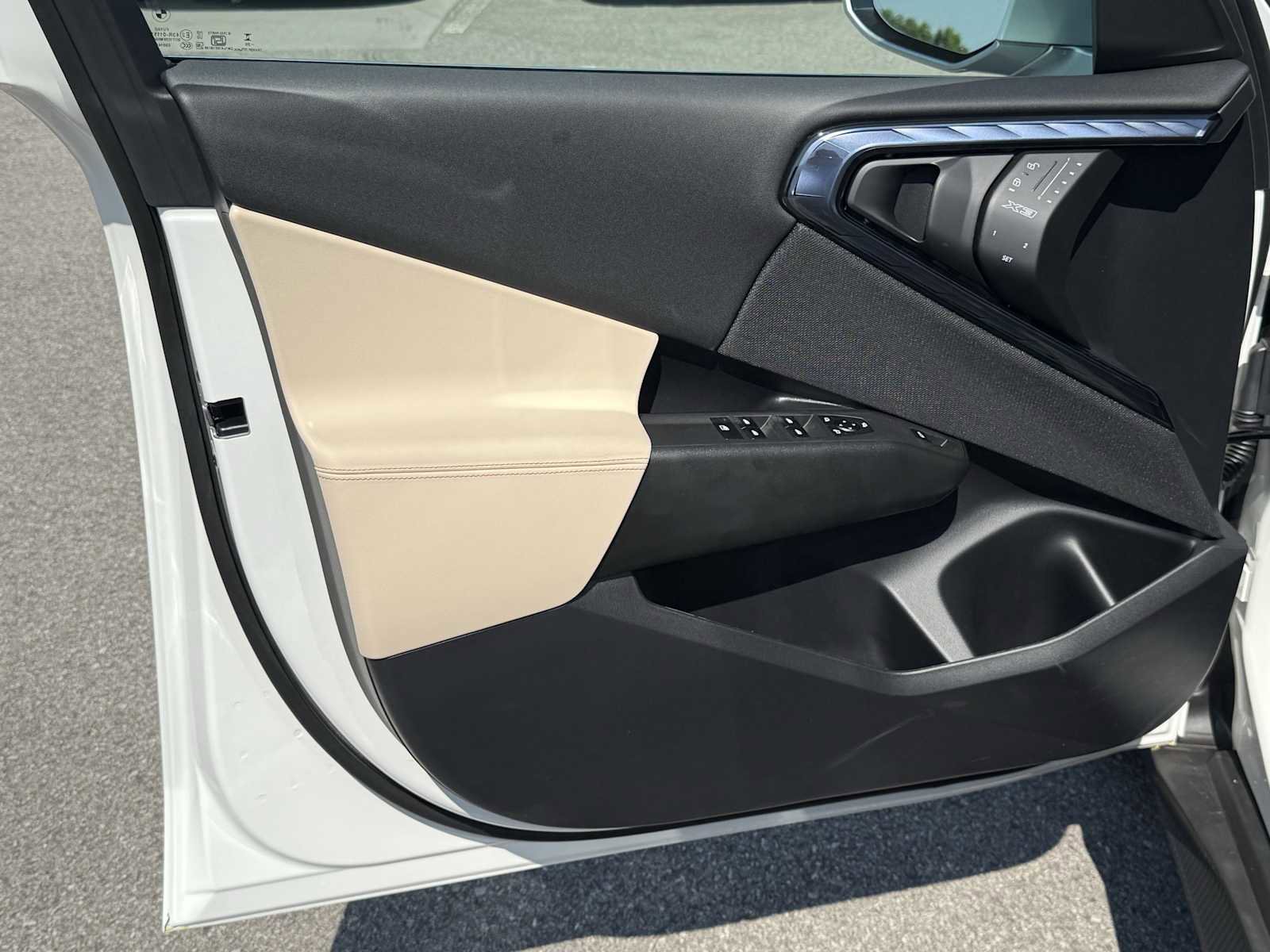 New 2025 BMW X3 xDrive30i w/ Premium Package image 24