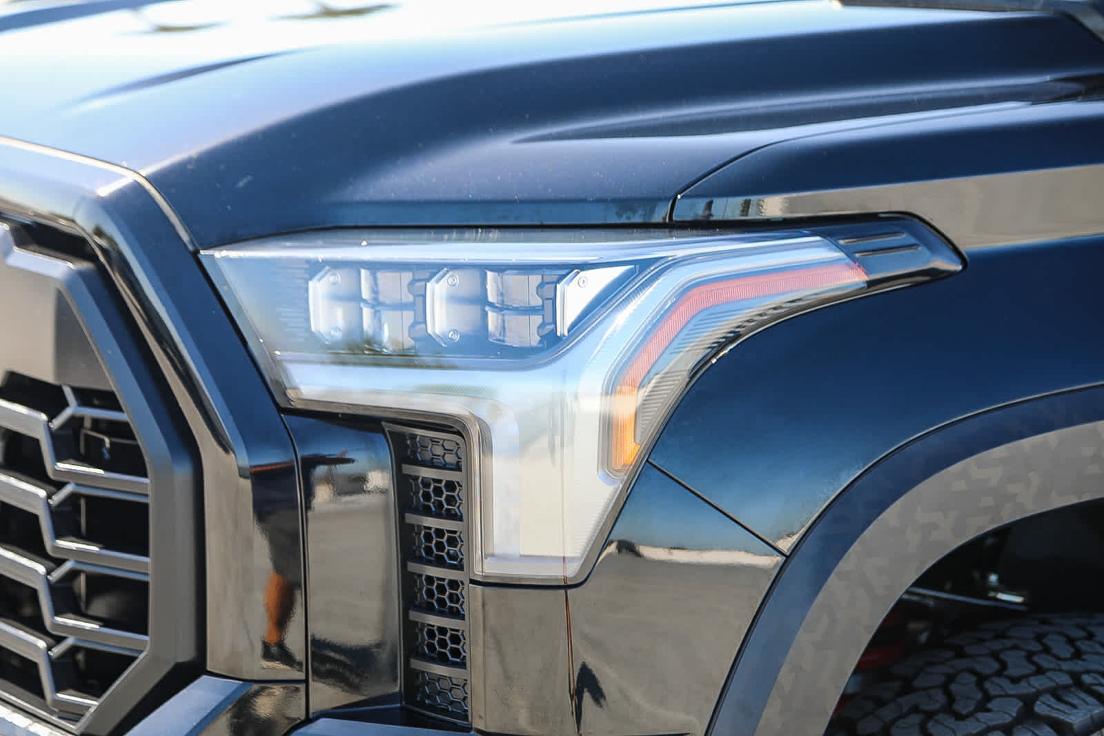 Used 2023 Toyota Tundra TRD Pro AWD/4WD image 7