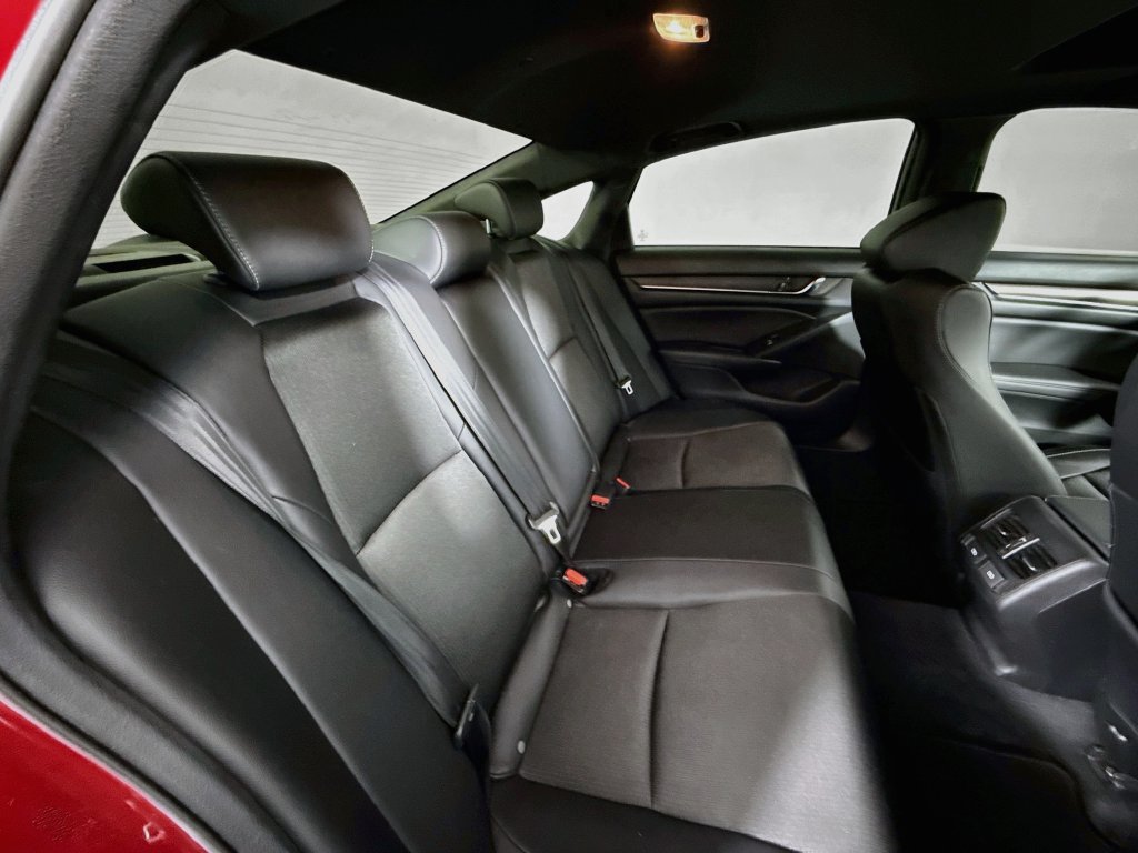 Used 2021 Honda Accord Sport image 25