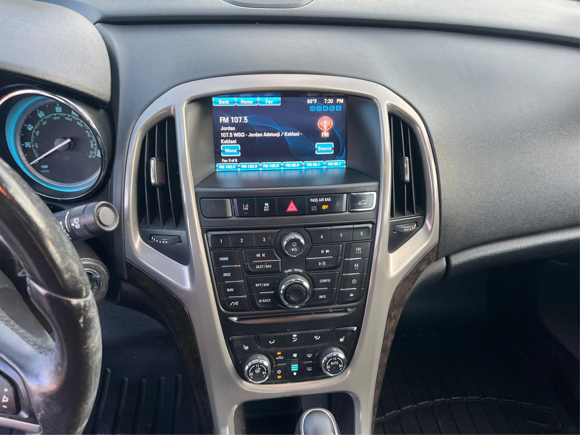 Used 2016 Buick Verano Leather w/ Experience Buick Package FWD image 16
