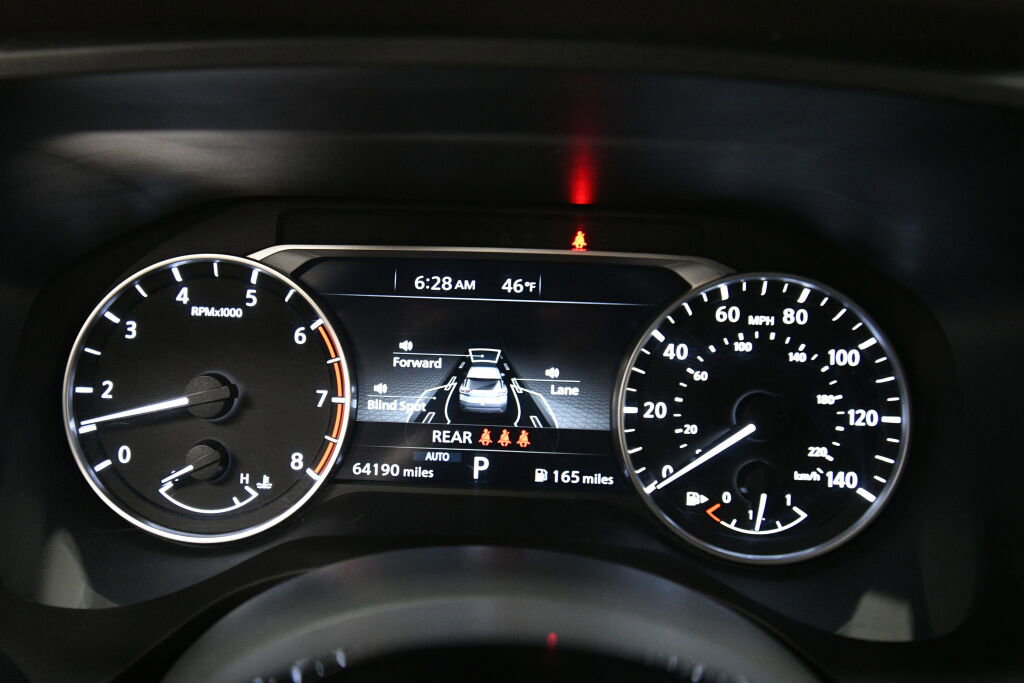 Used 2021 Nissan Rogue SV image 14