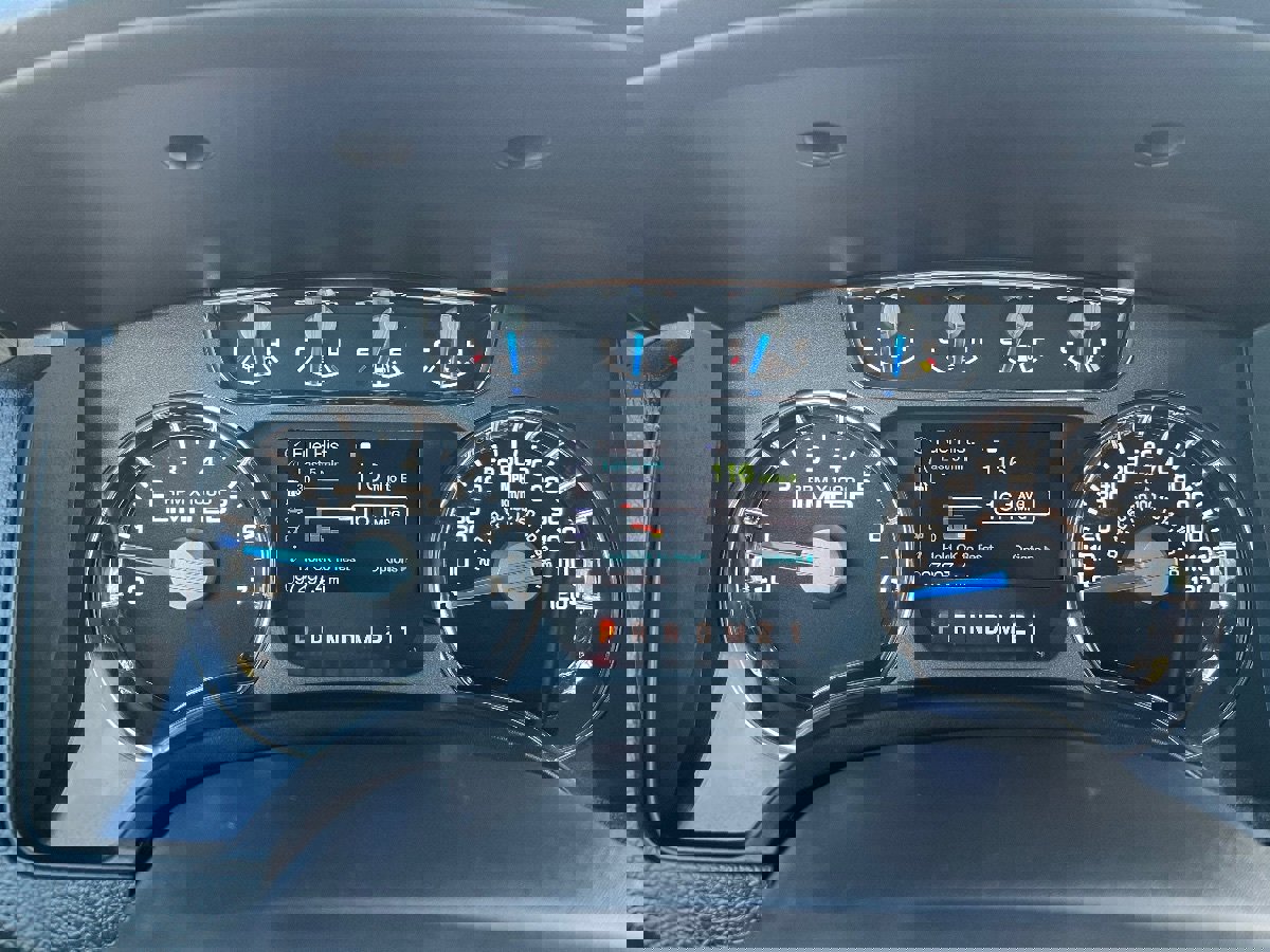 Used 2013 Ford F150 Limited image 22