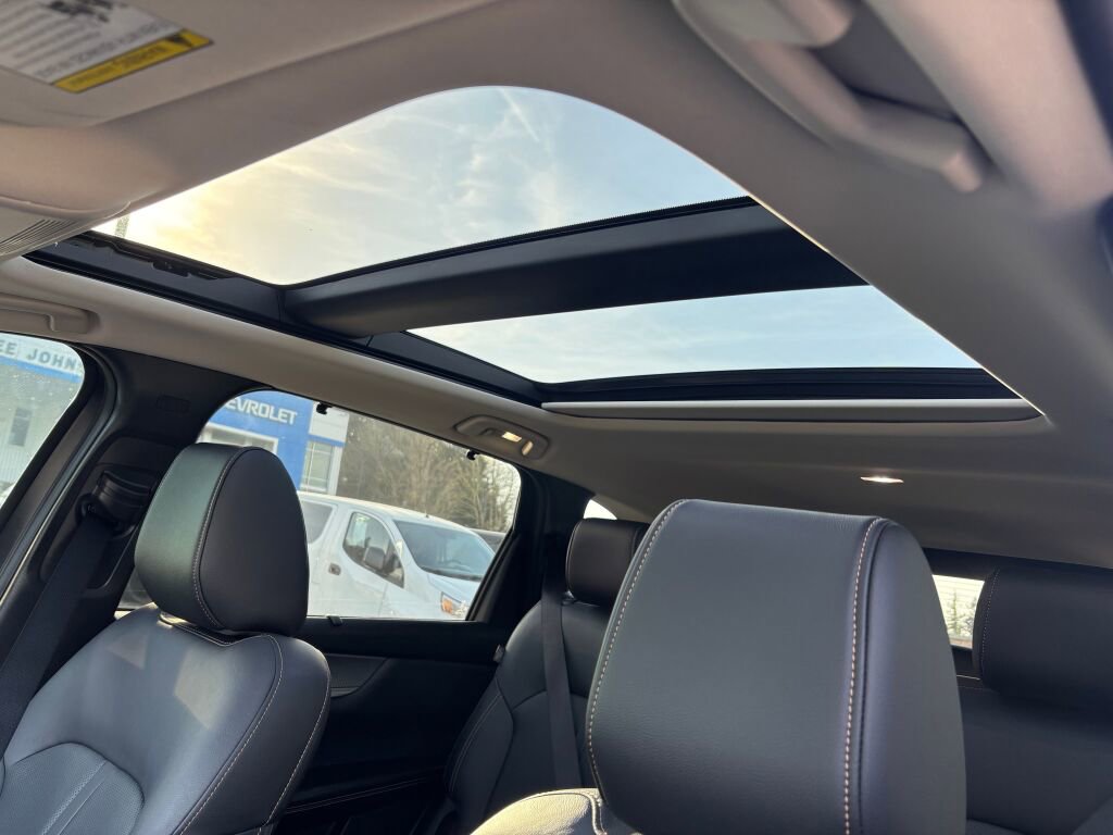 Certified 2024 MAZDA CX-90 Plug-In Hybrid w/ Premium Pkg image 17