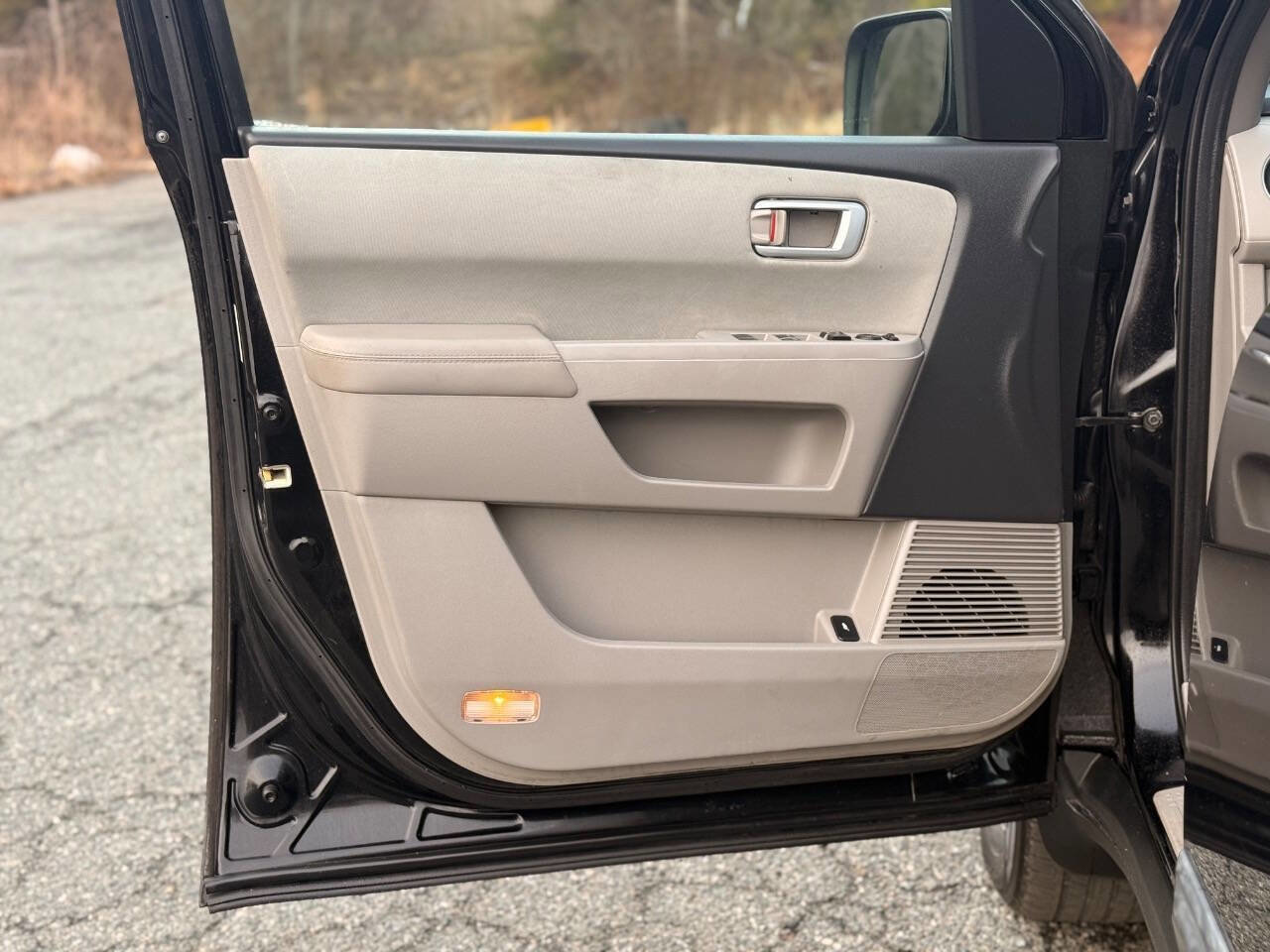 Used 2014 Honda Pilot LX image 24