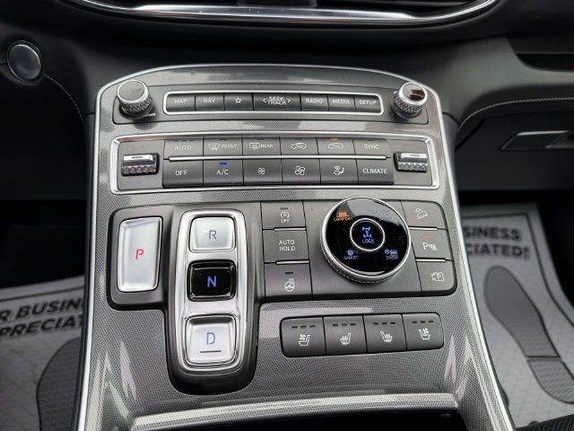 Used 2023 Hyundai Santa Fe Calligraphy AWD/4WD image 18