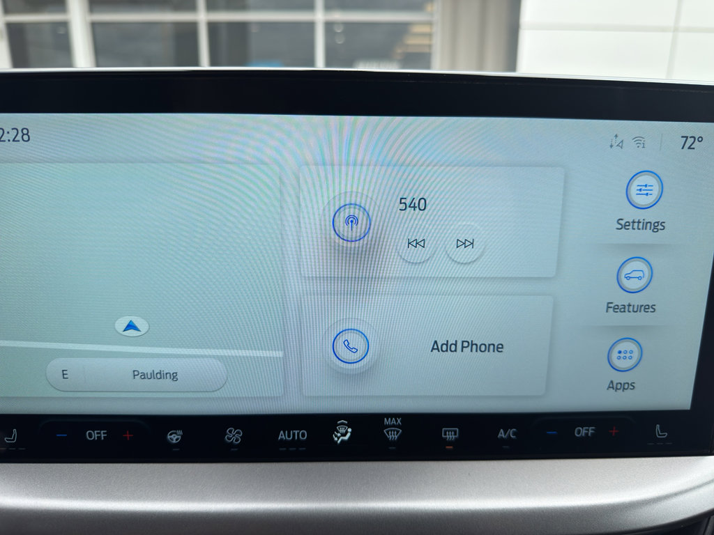 New 2025 Ford Escape SE image 13