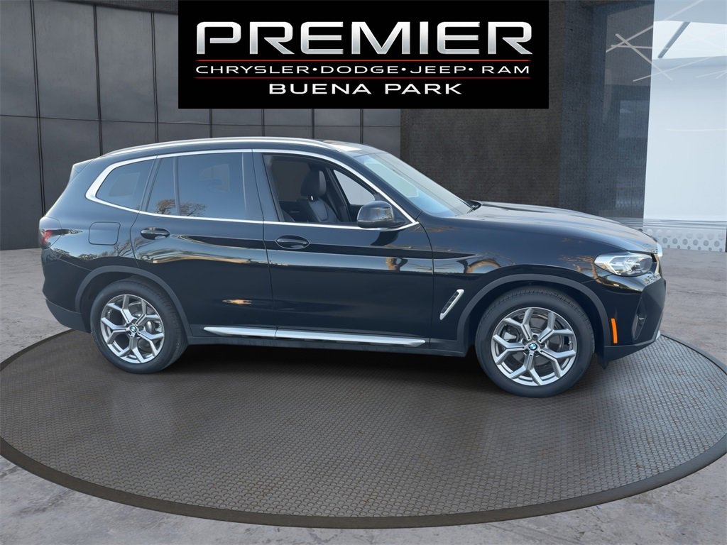 Used 2024 BMW X3 xDrive30i w/ Premium Essential Package image 9