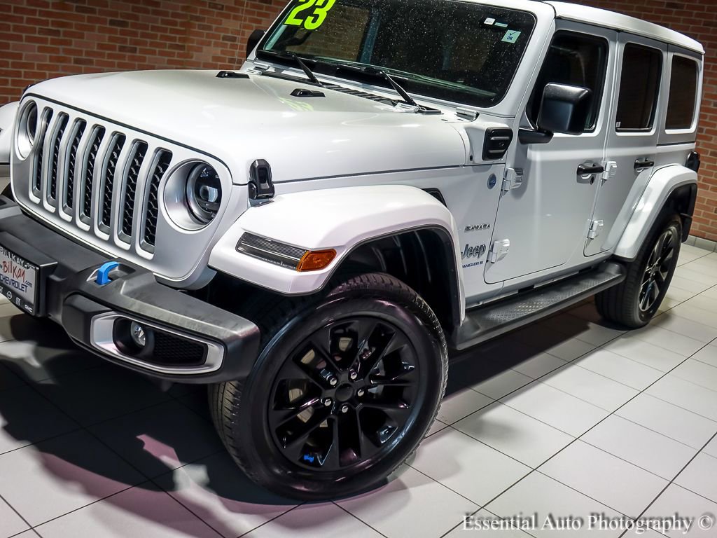 Used 2023 Jeep Wrangler Unlimited Sahara w/ Cold Weather Group image 5