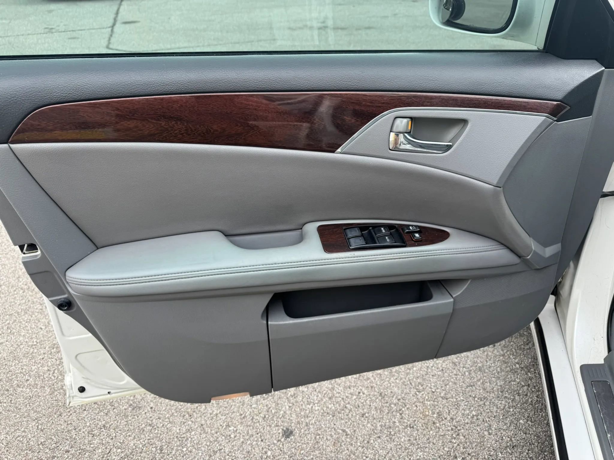 Used 2008 Toyota Avalon XL FWD image 14