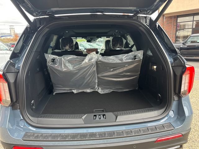 New 2026 Ford Explorer ST w/ Sun And Sound Package image 10