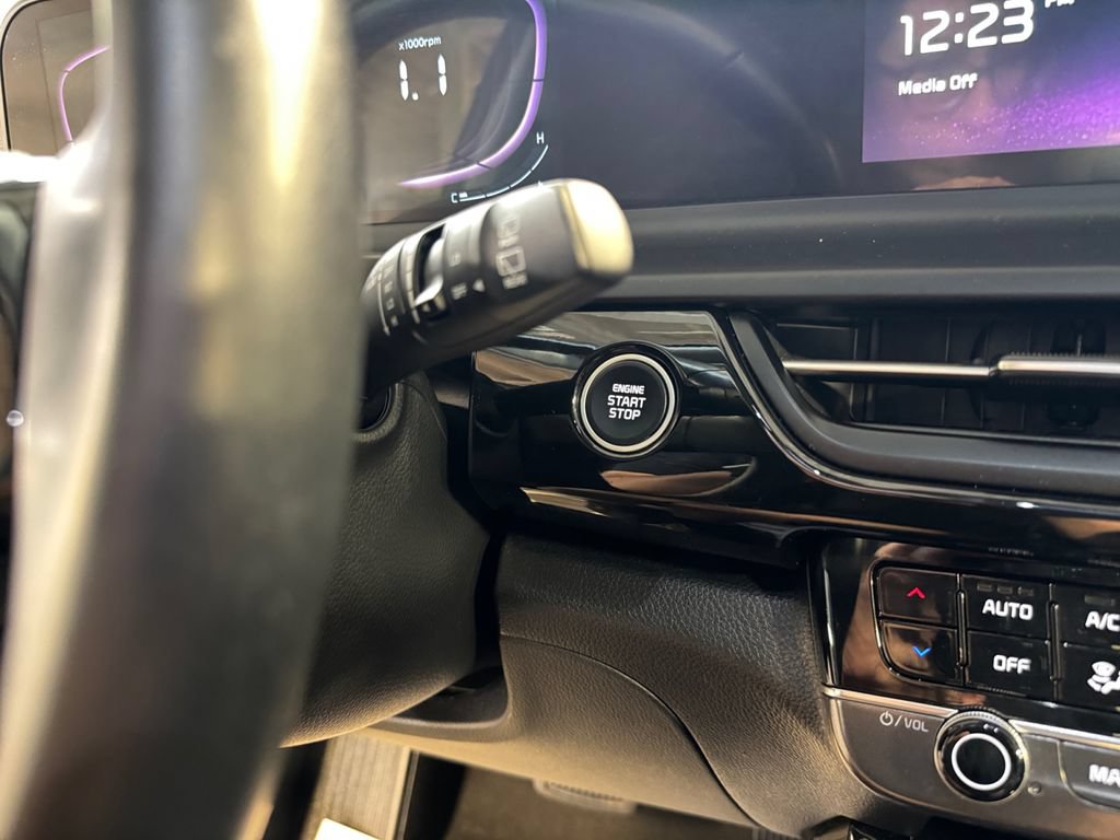 Certified 2025 Kia Seltos S AWD/4WD image 29
