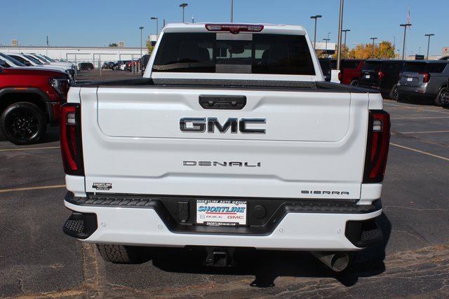 New 2026 GMC Sierra 2500 Denali Ultimate w/ Max Trailering Package image 17
