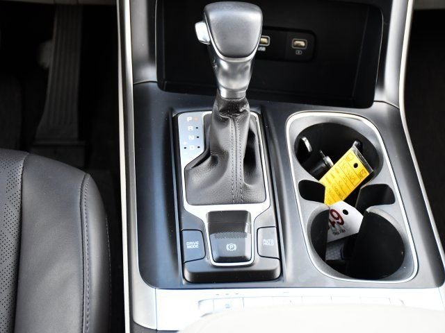 Used 2024 Kia Carnival LX image 26