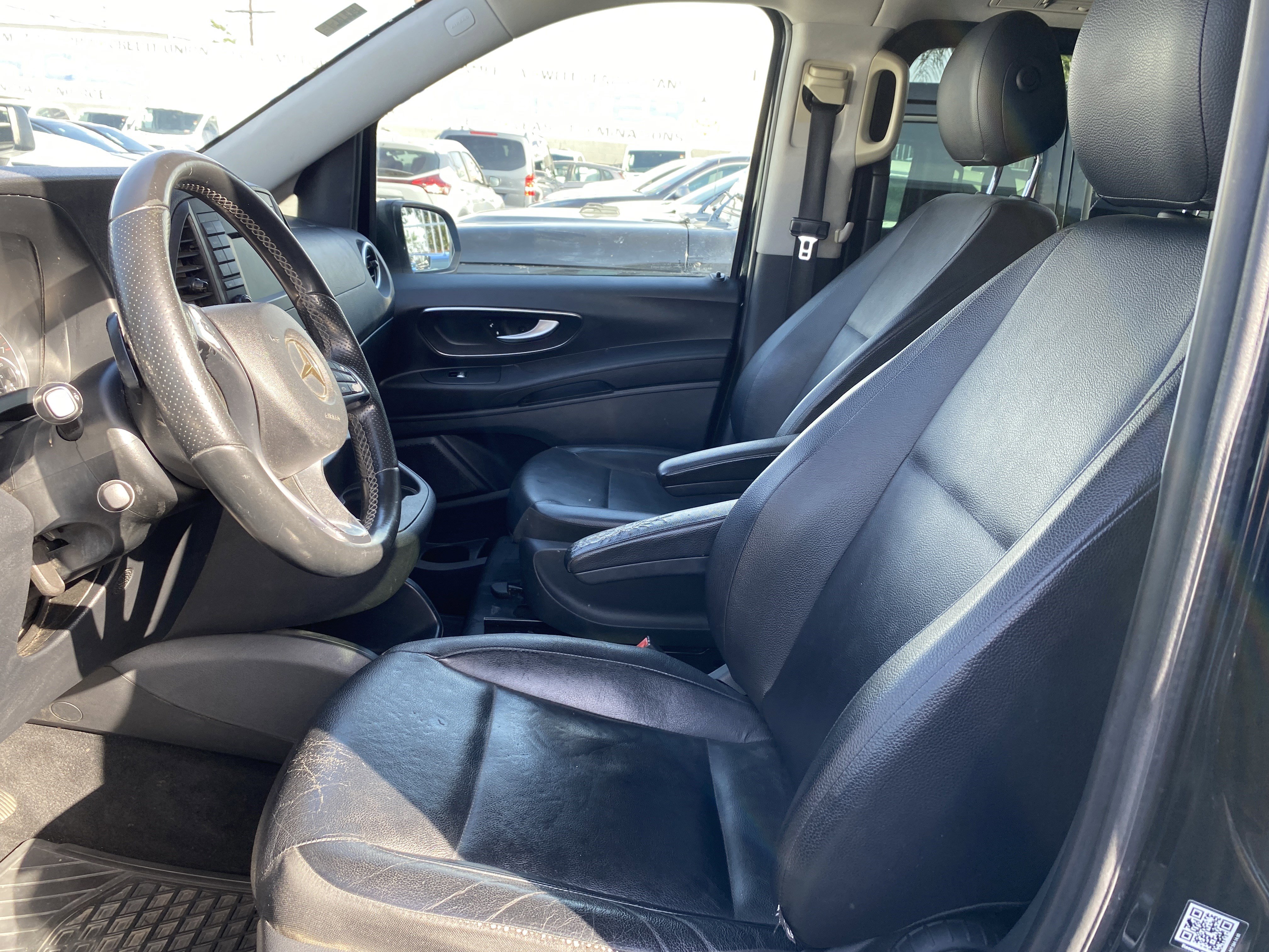 Used 2016 Mercedes-Benz Metris Passenger image 10