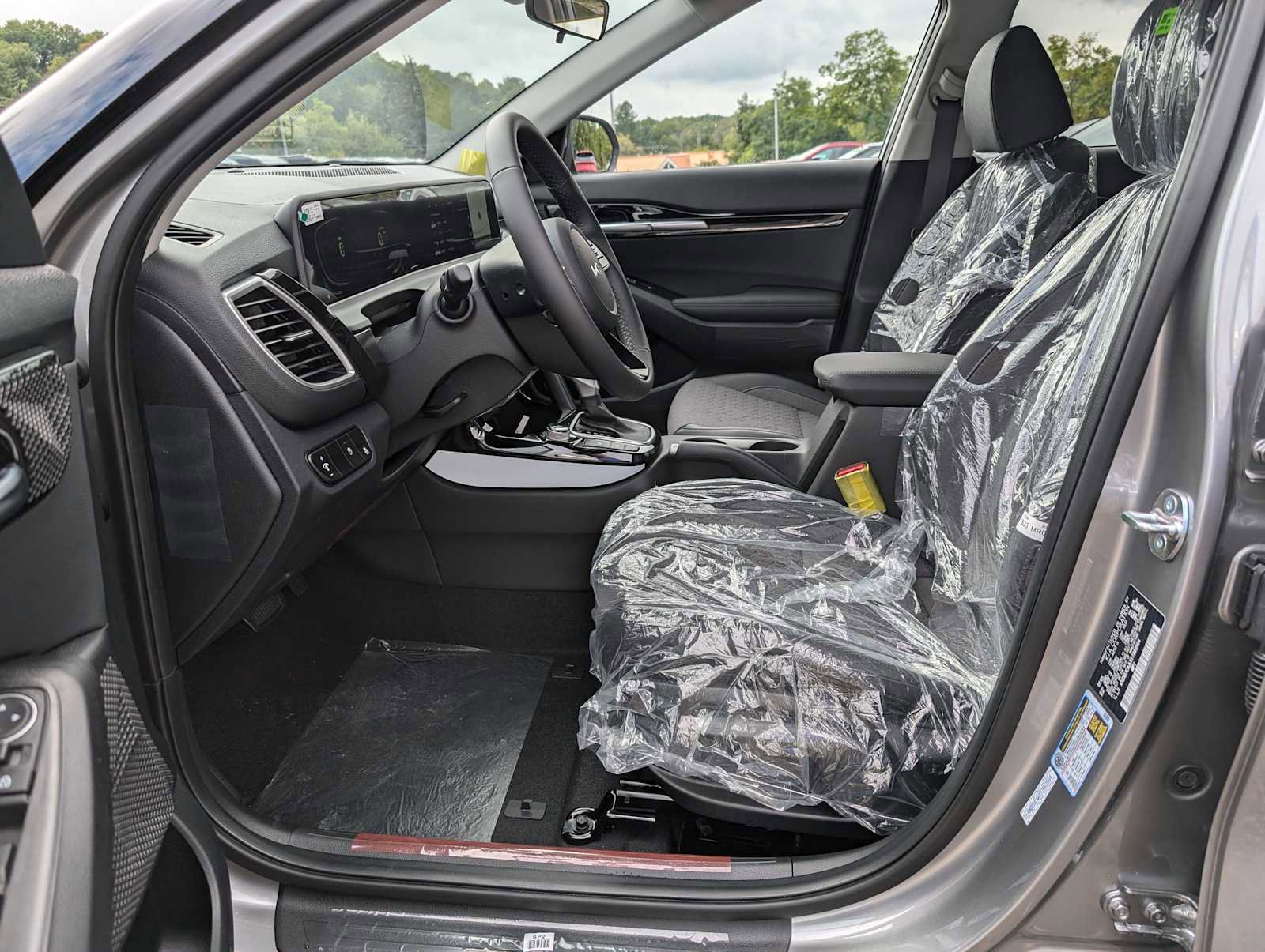 New 2026 Kia Seltos S image 4