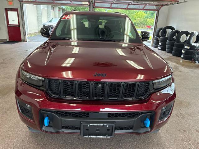 Certified 2023 Jeep Grand Cherokee 30th Anniversary AWD/4WD image 2